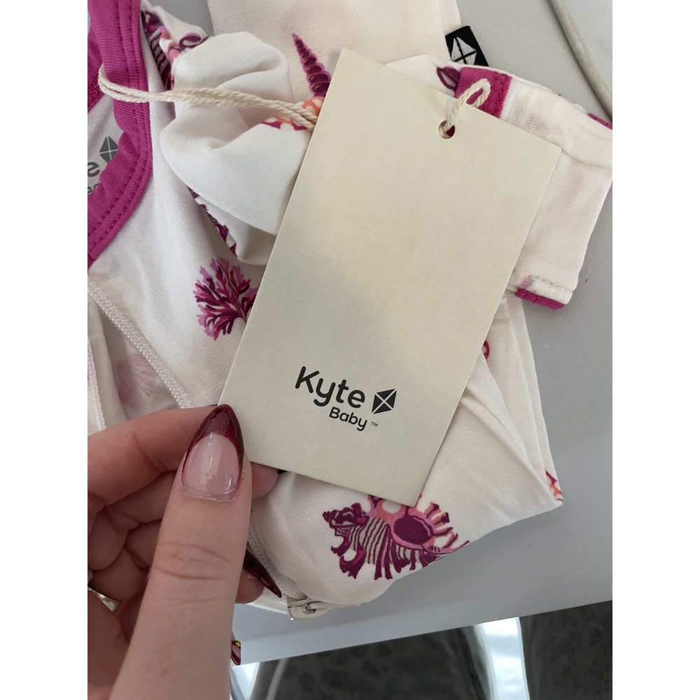 NWT Kyte Baby Raspberry Shell Zip Footie Snug Fitting Raspberry Shell One Piece - Picture 5 of 6